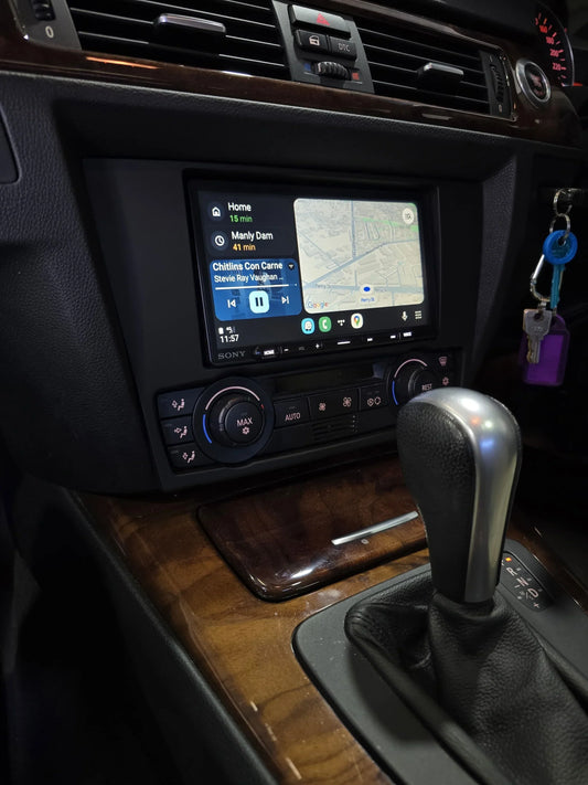 BMW 3 Series 2006 (E90) - Radio & Reverse Camera Replacement