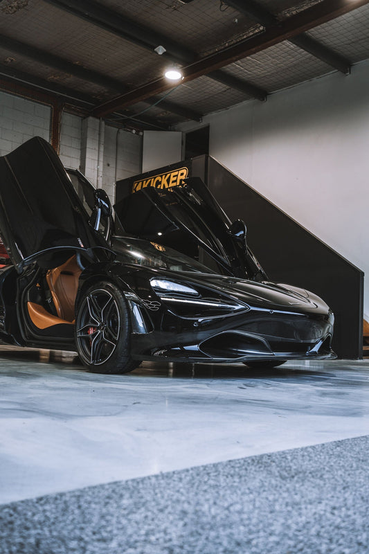 McLaren 720S - CarPlay Integration