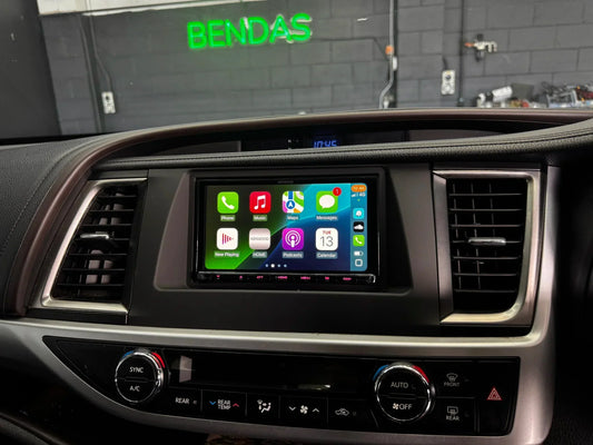 TOYOTA Kluger 2014-2019 - Radio Upgrade