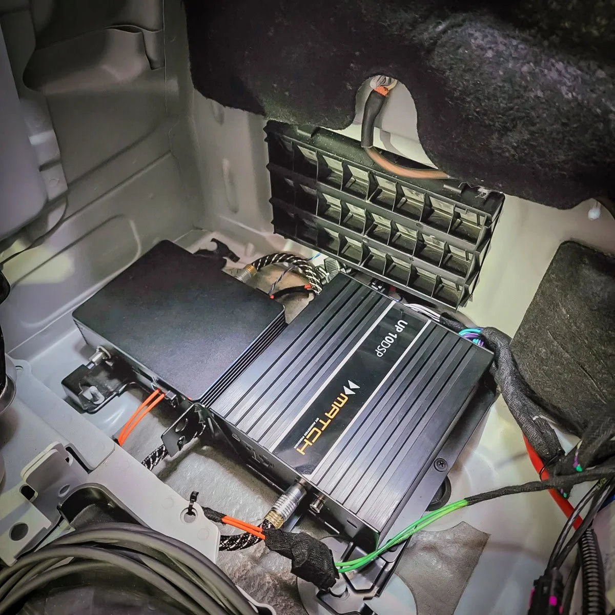 BMW Harman Kardon S0688 F Gen - Speaker & Subwoofer DSP Amplified Package | MATCH UP PnP